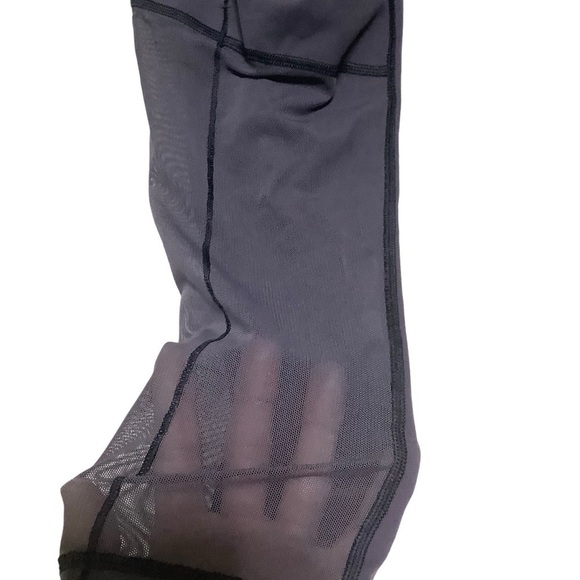 Lululemon Breathe Easy Crop Sz 6 Cadet Blue - Picture 11 of 12